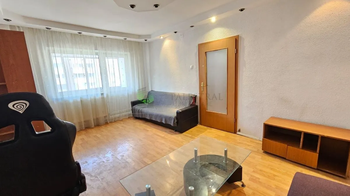 Apartament 2 camere Centrul Civic,decomandat,110000 Euro - foto 3