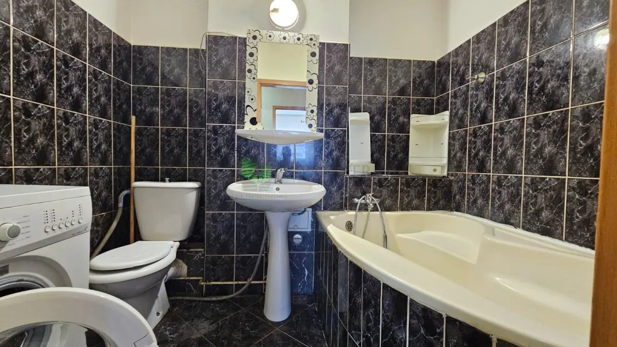 Apartament 2 camere Centrul Civic,decomandat,110000 Euro - foto 9