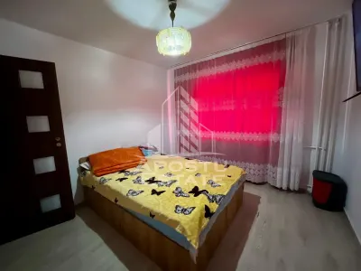 Apartament 3 camere,etaj 3,zona UMT - foto 13