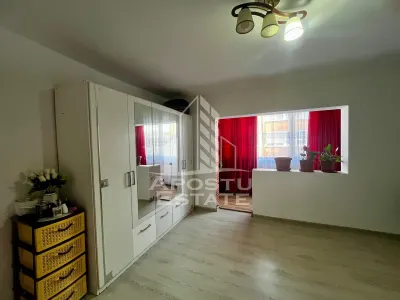 Apartament 3 camere,etaj 3,zona UMT - foto 6