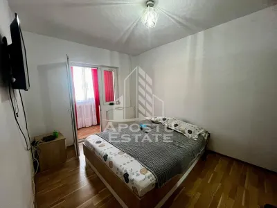 Apartament 3 camere,etaj 3,zona UMT - foto 8