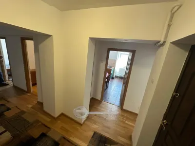 Apartament 3 camere decomandat , Păcurari â€“zona  Alpha Bank, 69 mp - foto 3