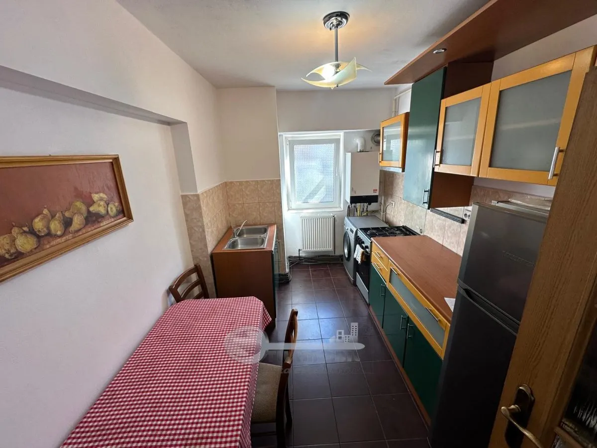 Apartament 3 camere decomandat , Păcurari â€“zona  Alpha Bank, 69 mp - foto 4