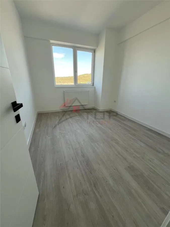 Apartament 2 camere Bloc Nou - Visoianu - cug intabulat - foto 2