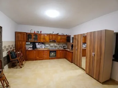 RECO 2 Case pe un teren generos de 1439 mp Livada de Bihor - foto 14