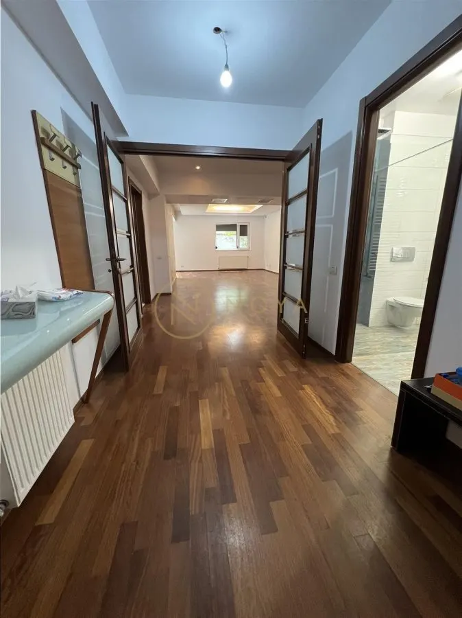 Apartament de 3 camere de vanzare in zona Herastrau la 1 min de parc - foto 9