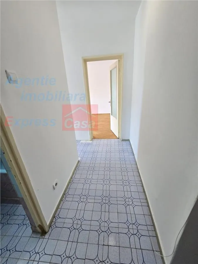Apartament 1 camera, etaj intermediar, Tatarasi Dispecer - foto 3