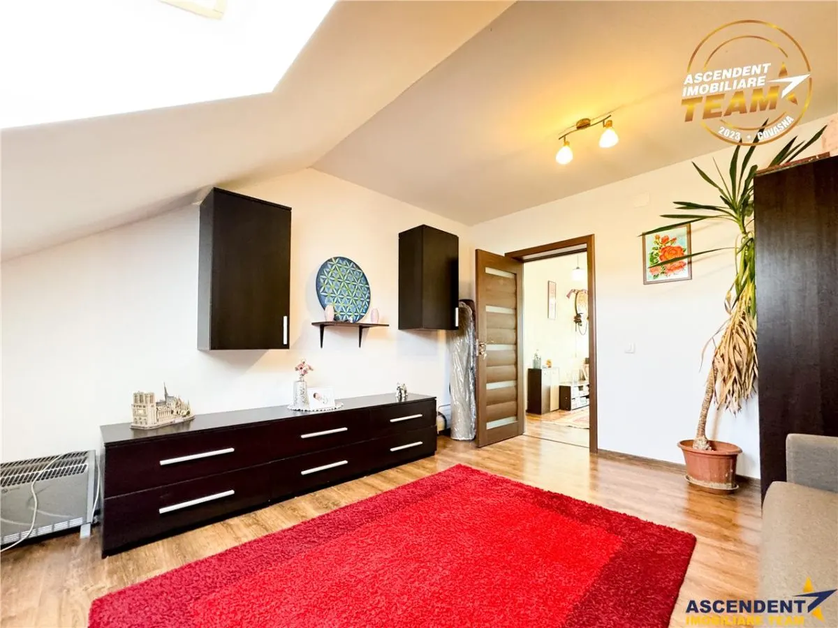 Casa primitoare si apreciabila, areal cu liniste, gradina frumoasa, Sancraiu,Szalomer Covasna - foto 22