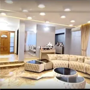 Vila Lux 7 camere Pantelimon teren generos - Bucuresti
