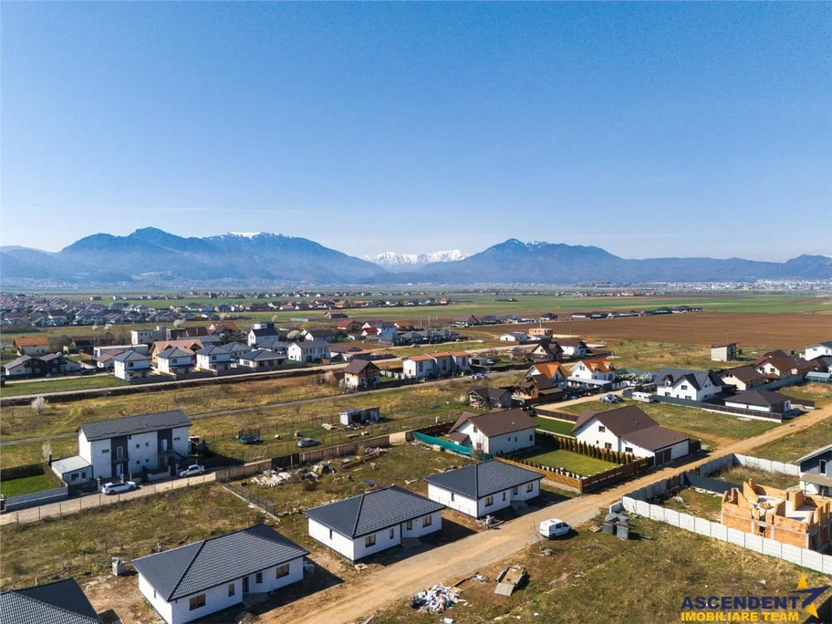 Cocheta vila noua, finisata, standard superior, intabulata, Izvor, Brasov - foto 19