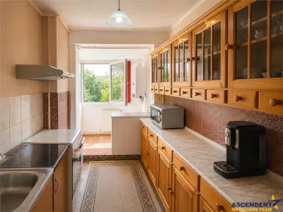 Apartament 3 camere,decomandat, luminos, perspectiva catre spatii verzi, Libertatii, Targu Mures - foto 2