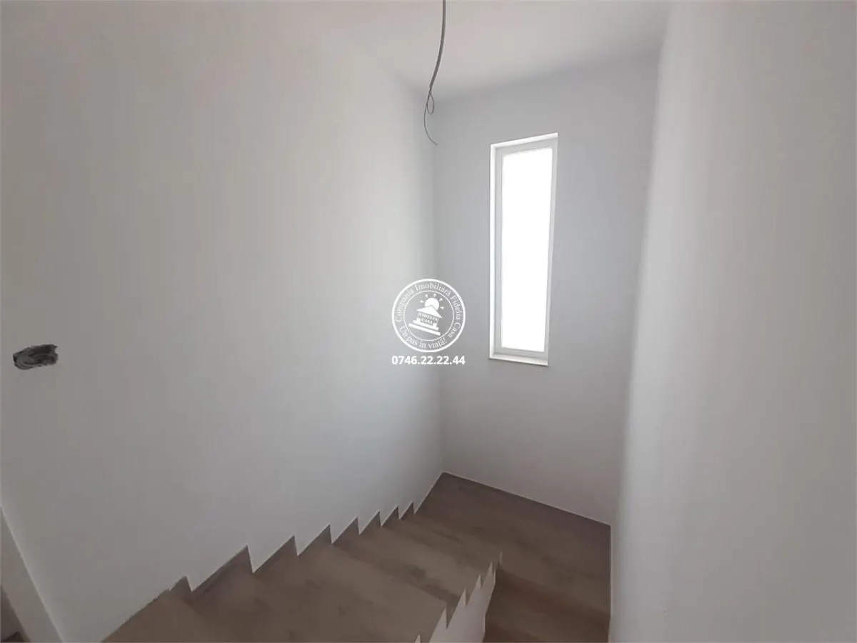Vila  de vanzare  Valea Lupului, - foto 11