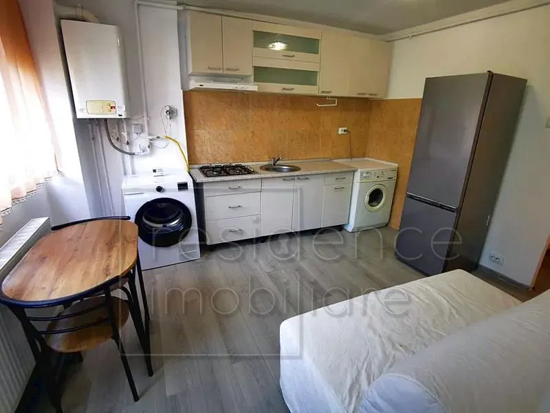 Garsoniera moderna, Zorilor, zona UMF - foto 1