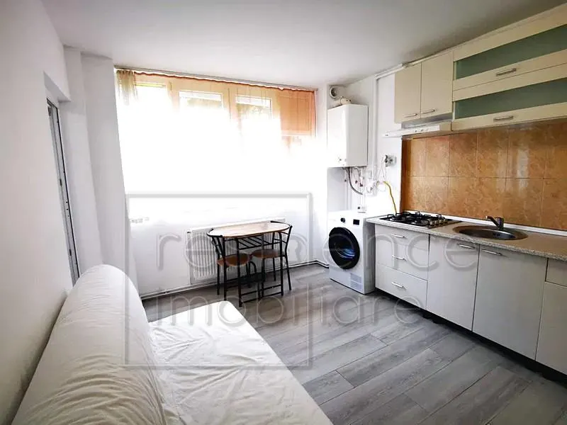 Garsoniera moderna, Zorilor, zona UMF - foto 3