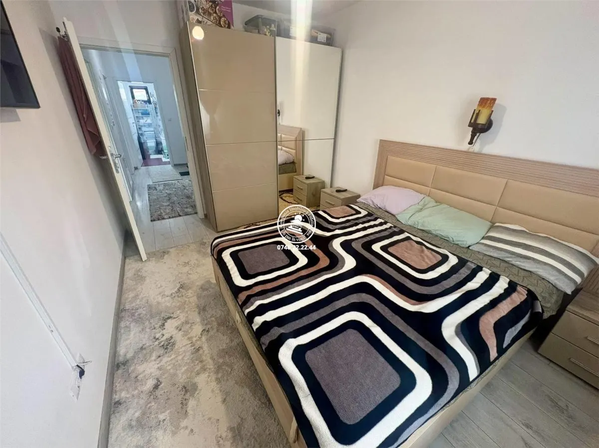 Apartament 2 camere, decomandat, Bucium, loc de parcare - foto 4