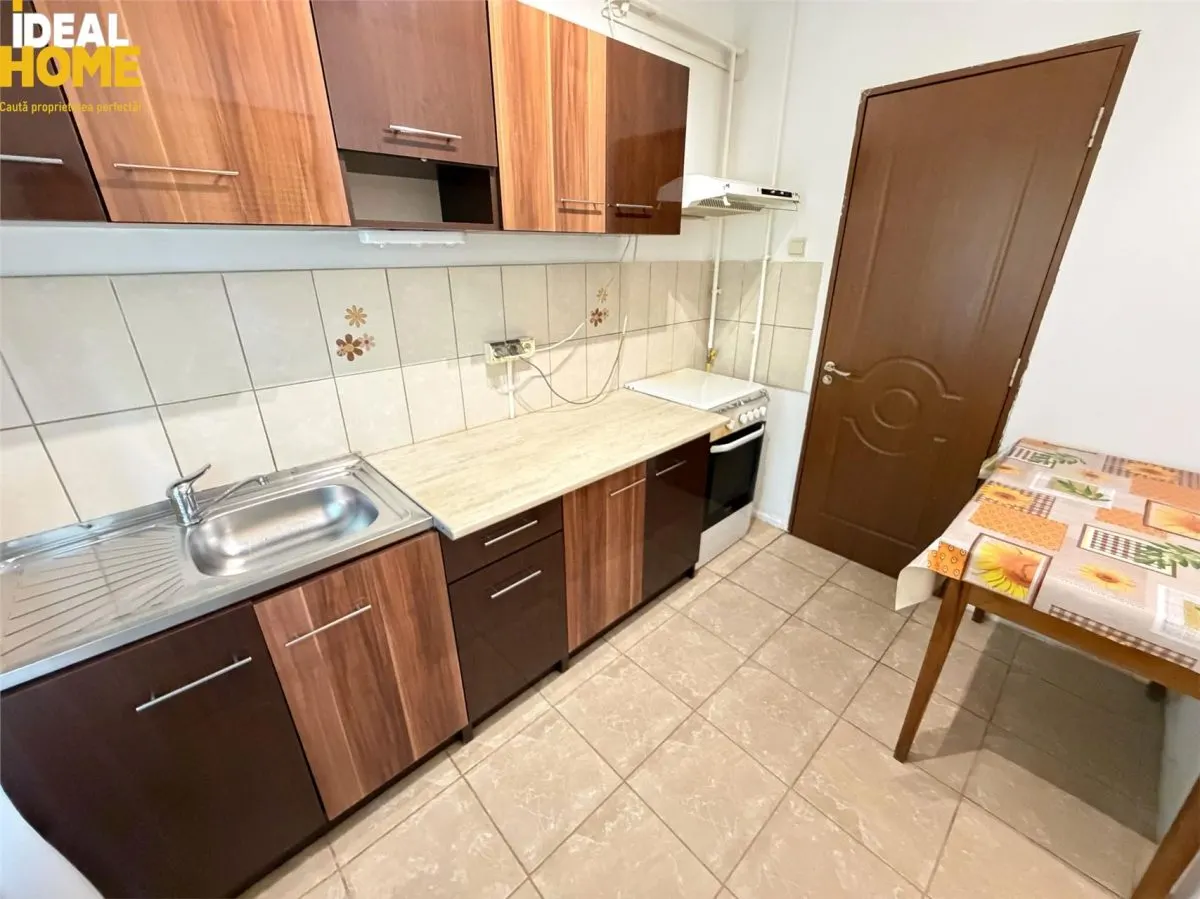 Apartament 3 camere Podu Ros Sediul PNL - foto 13