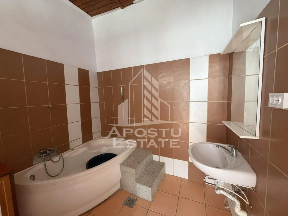 Casa de vanzare in Sandra, 5755 mp, teren, acoperis nou - foto 14