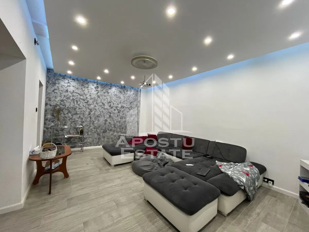 Casa individuala, 6 camere, 3 bai, garaj,acces auto, teren de 411 - foto 2