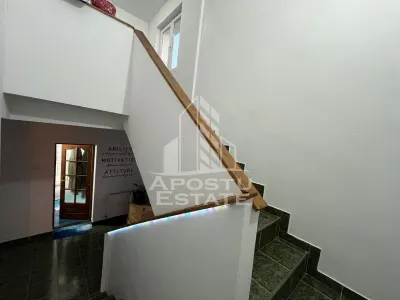 Casa individuala, 6 camere, 3 bai, garaj,acces auto, teren de 411 - foto 17