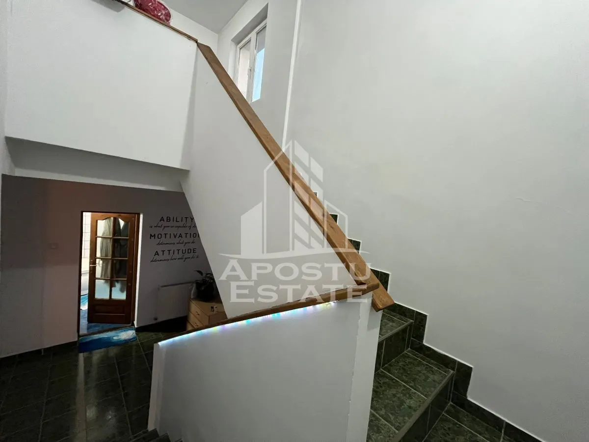 Casa individuala, 6 camere, 3 bai, garaj,acces auto, teren de 411 - foto 17