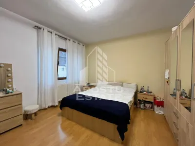 Casa individuala, 6 camere, 3 bai, garaj,acces auto, teren de 411 - foto 8