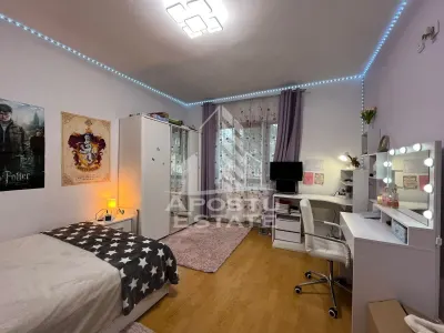 Casa individuala, 6 camere, 3 bai, garaj,acces auto, teren de 411 - foto 9