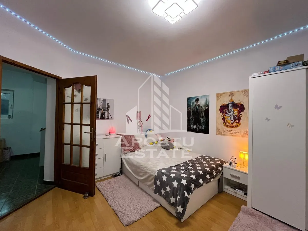 Casa individuala, 6 camere, 3 bai, garaj,acces auto, teren de 411 - foto 10