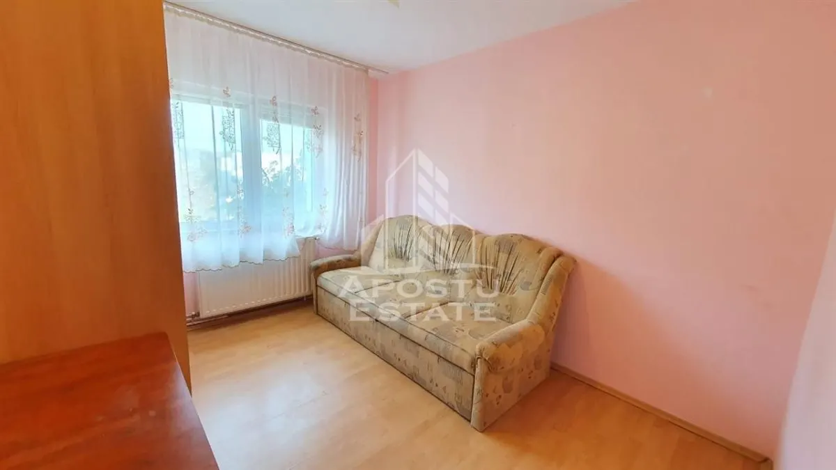 Apartament cu 3 camere, decomandat, etaj intermediar, Freidorf - foto 8