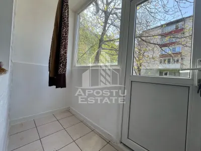 Apartament cu 2 camere, decomandat, parter inalt,centrala proprie - foto 5
