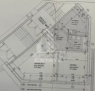 Apartament cu 2 camere, decomandat, parter inalt,centrala proprie - foto 7