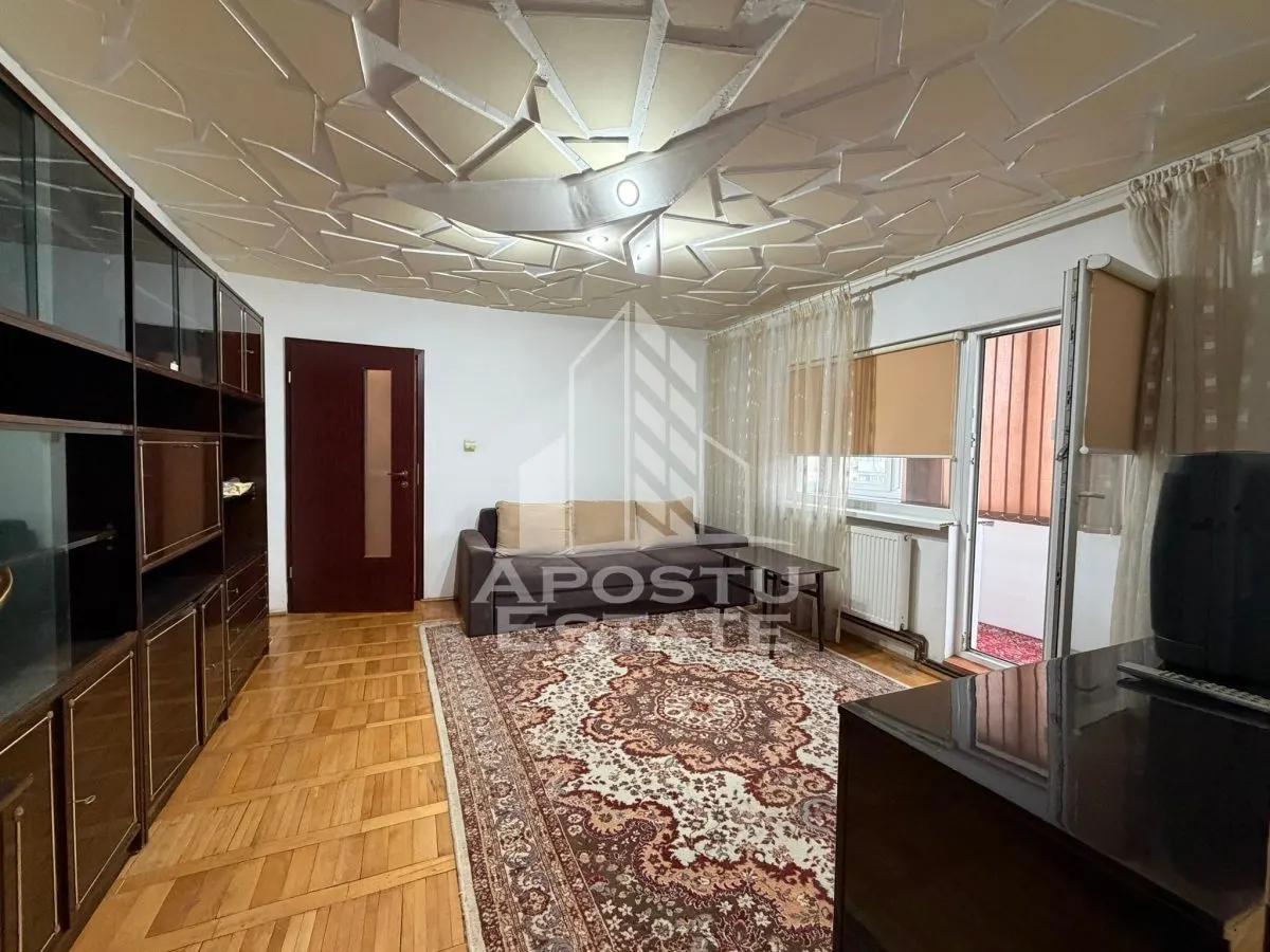 Apartament cu 2 camere, semidecomandat,centrala proprie,zona Girocului - foto 1