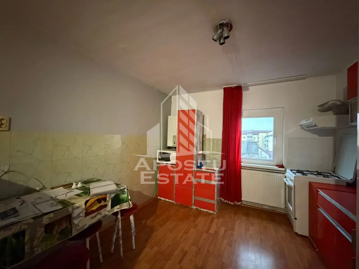 Apartament cu 2 camere, semidecomandat,centrala proprie,zona Girocului - foto 6