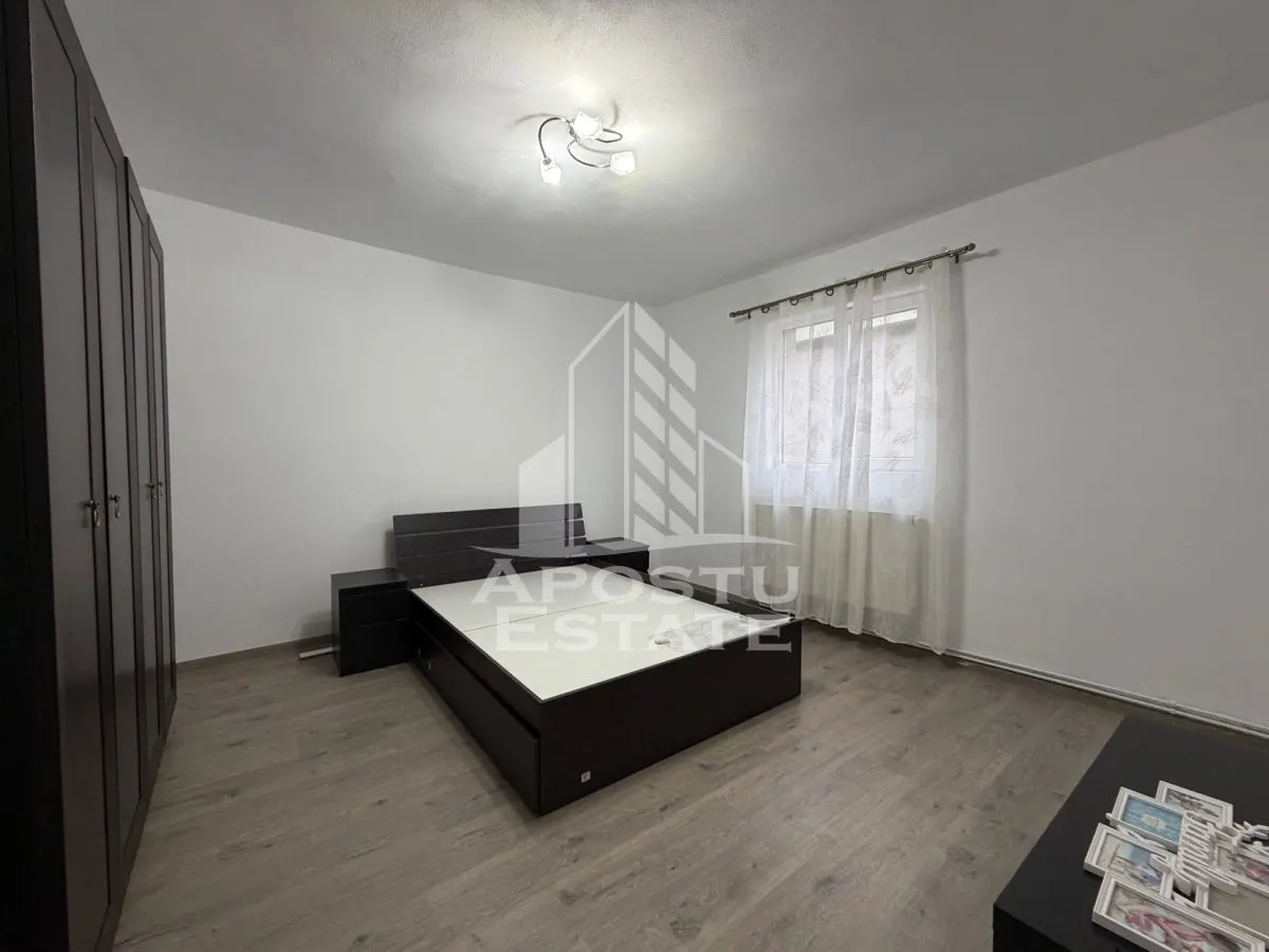 Casa cu 2 camere,centrala proprie, garaj,teren 350 mp ,zona Blascovici - foto 2