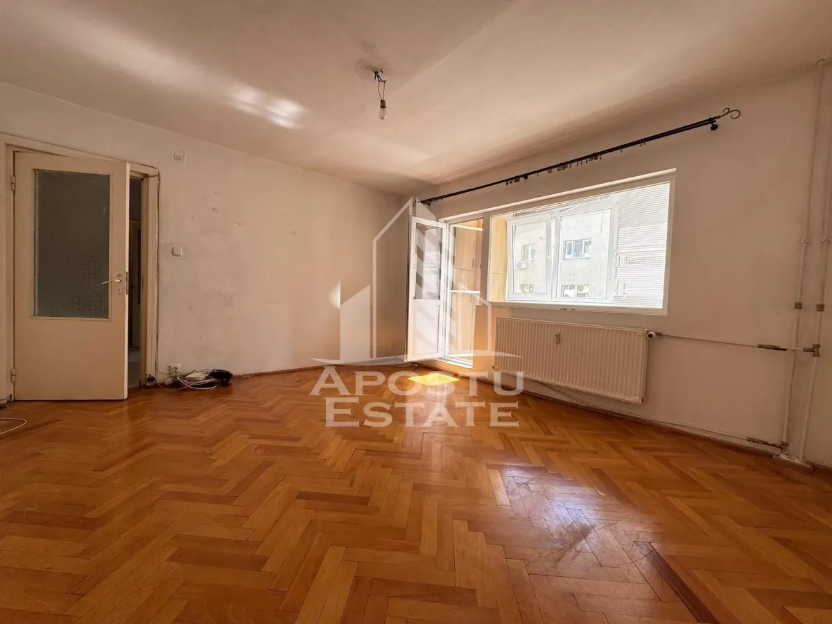 Apartament cu 3 camere, decomantat, etajul 2 , zona Spitalul Judetean - foto 13