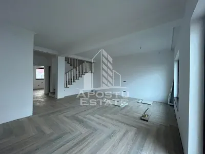 Duplex cu 4 camere, 3 bai,teren 250 mp in zona Dambovita - Timisoara