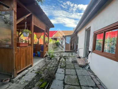 Casa cu 4 camere si teren de 2698 mp in zona Freidorf - foto 11