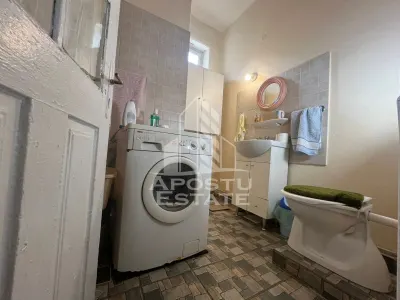 Casa cu 4 camere si teren de 2698 mp in zona Freidorf - foto 9