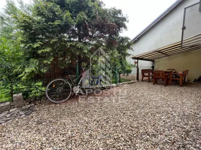 Casa individuala , 4 camere,2 bai, garaj, acces auto, 575 teren - foto 5