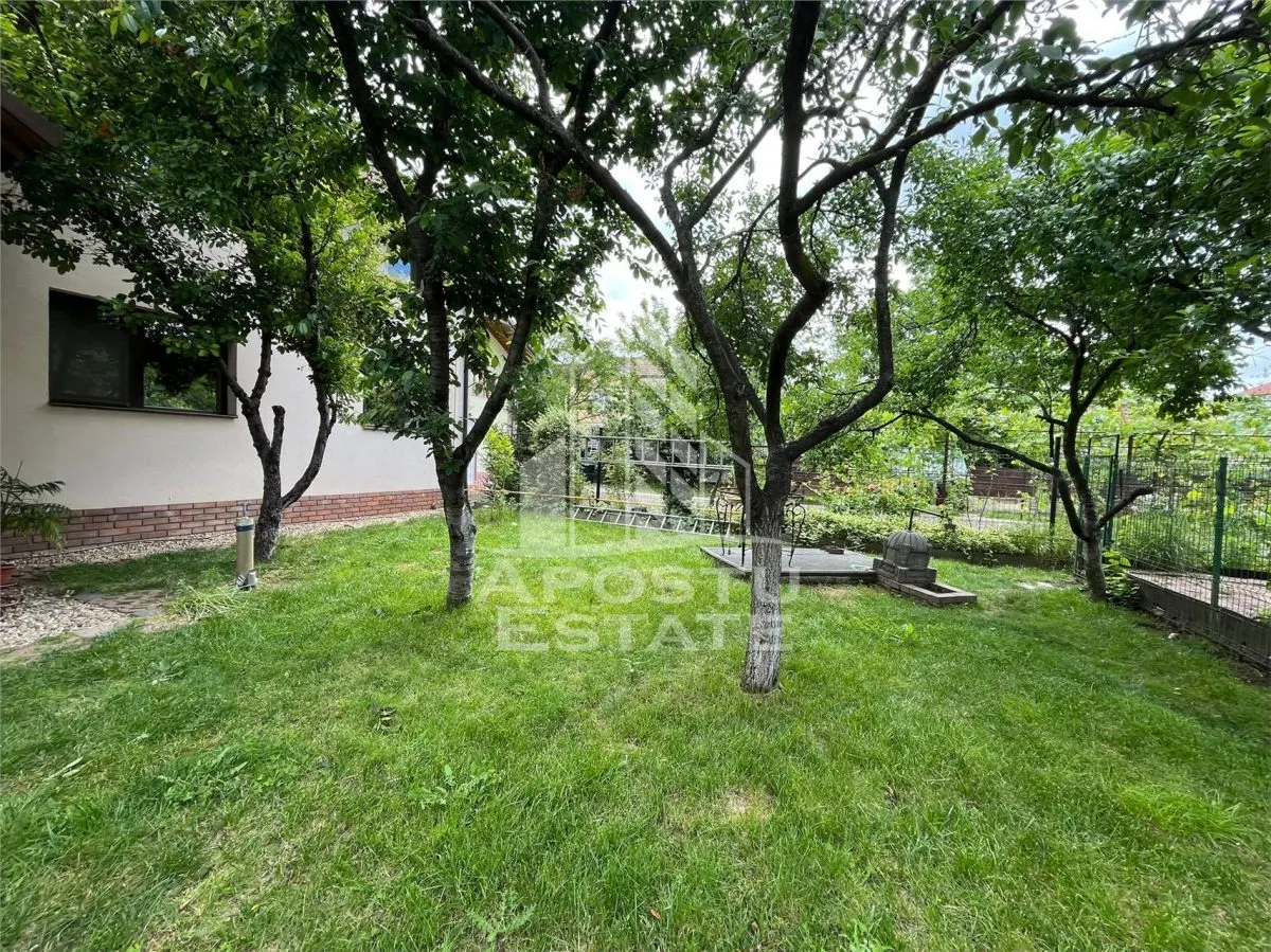 Casa individuala , 4 camere,2 bai, garaj, acces auto, 575 teren - foto 6