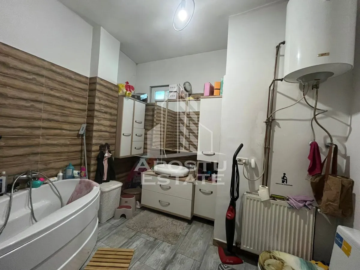 Casa cu 4 camere si teren de 2698 mp in zona Freidorf - foto 6