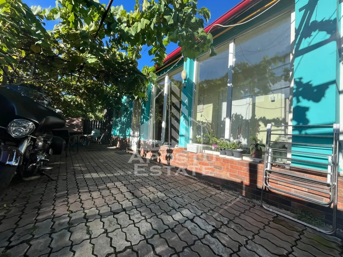 Casa cu 4 camere si teren de 2698 mp in zona Freidorf - foto 10