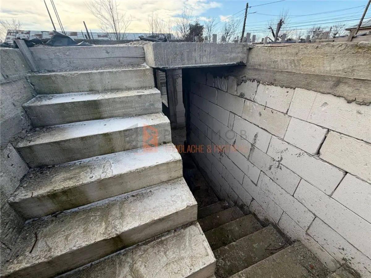 Casa tip parter zona Stalpu - foto 5