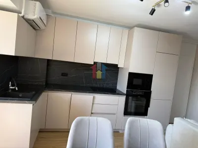 1 camera transformat in 2 camere, TOTUL NOU, Mobilat si Utilat, Independentei - foto 9