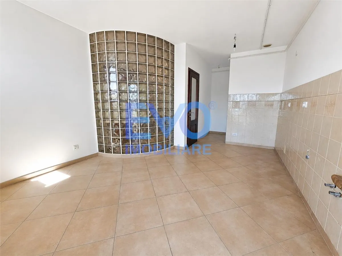 Apartament 3 camere nemobilat, 114 mp, Palatul de Justitie, Iasi - foto 12