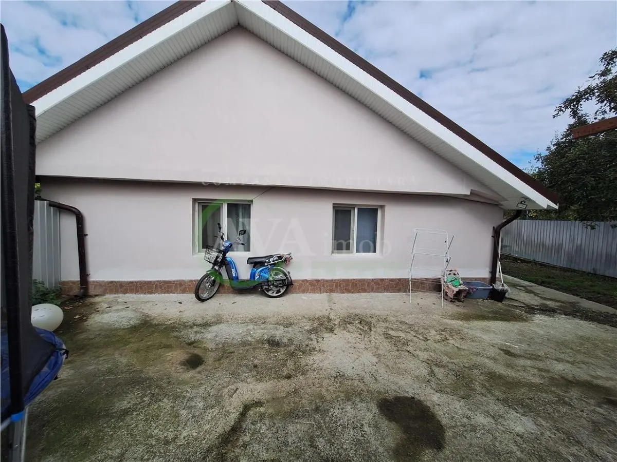 Proprietate ideala pentru familie extinsa sau investitie â€“ Serbanesti, Bacau - foto 1