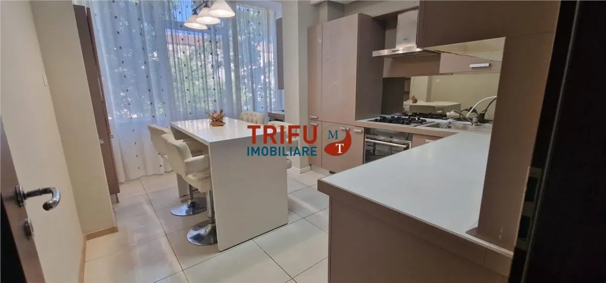 Apartament cu 4 camere, decomandat, 102 mp utili â€“ cartier Cetate - foto 15