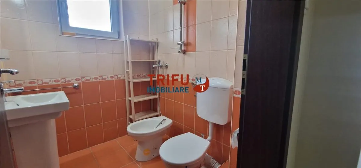 Apartament cu 4 camere, decomandat, 102 mp utili â€“ cartier Cetate - foto 22