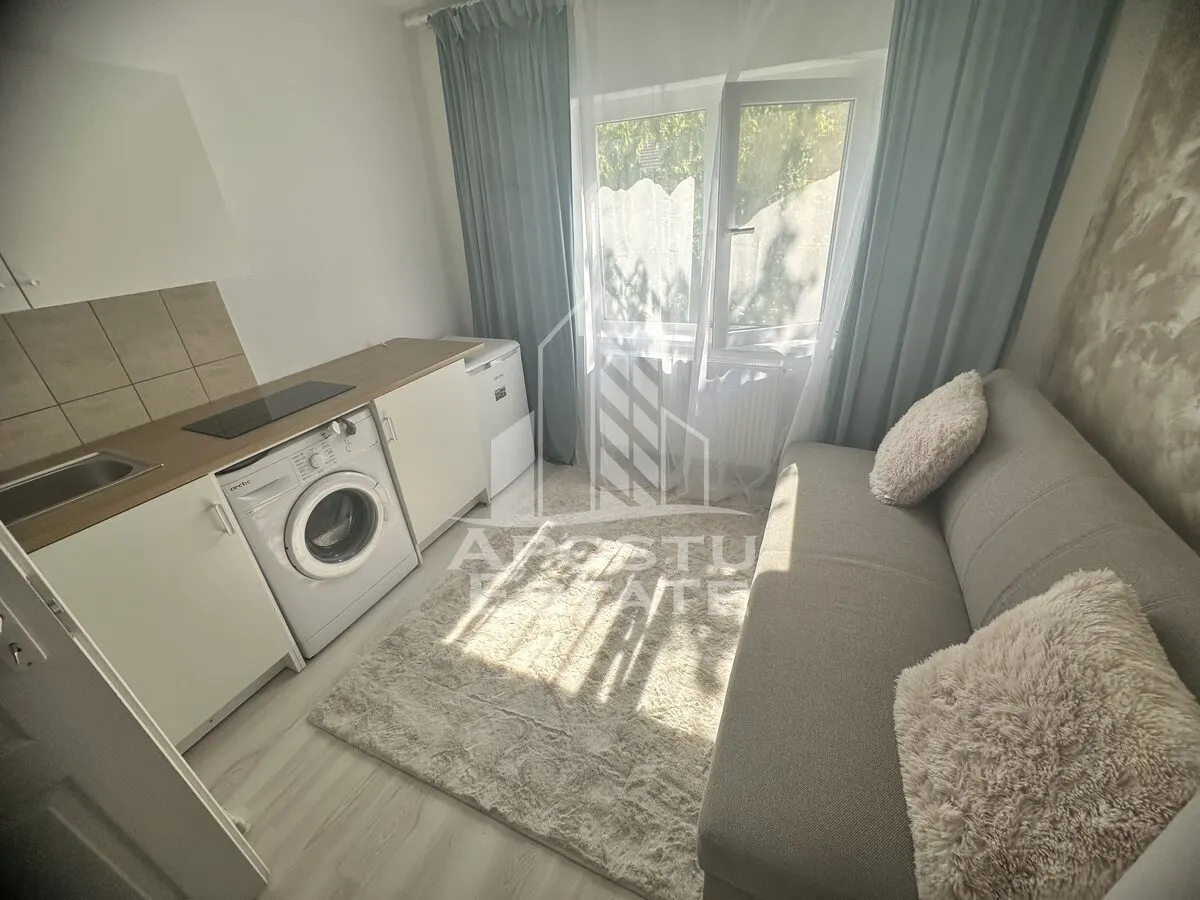 Garsoniera de vanzare, 13 mpu, zona Soarelui - foto 1