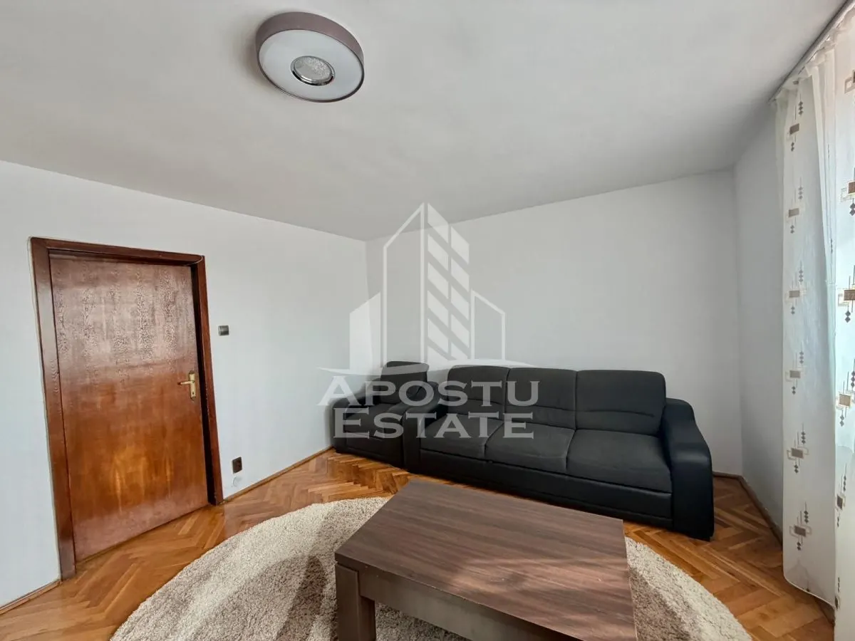 Apartament cu 3 camere, de inchiriat, Piata Unirii, Timisoara - foto 2