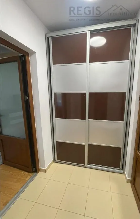 Apartament 3 camere in centrul Brasovului , Piata Teatrului - foto 10